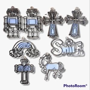 NWOT Set of 8 Hello Hobby Ready-to-Paint Black Outlined Plastic Suncatchers